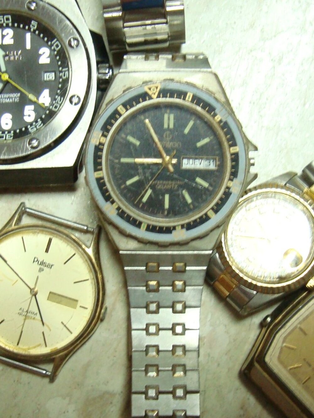 WATCHES LOT FOR PARTS OR RESTORE. - Picture 2 of 8